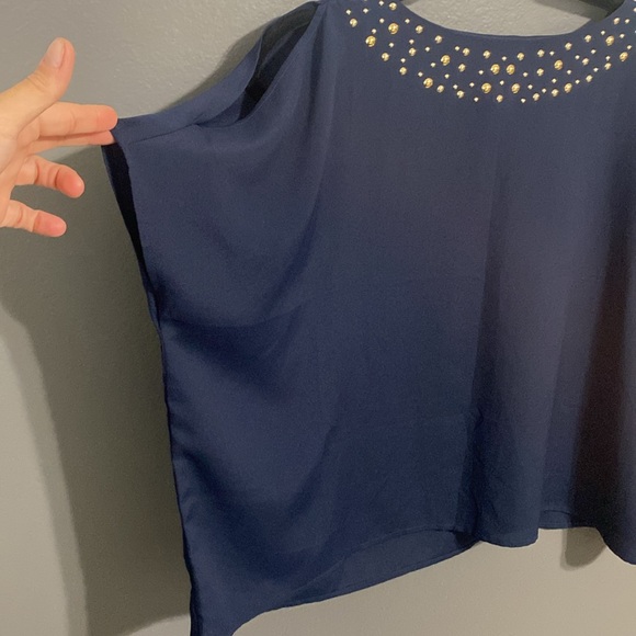 Lilly Pulitzer Gold Stud Navy Cold Shoulder Top - Picture 4 of 10